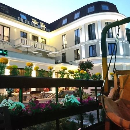 Spa Hotel Karakas Сухуми Екстериор снимка