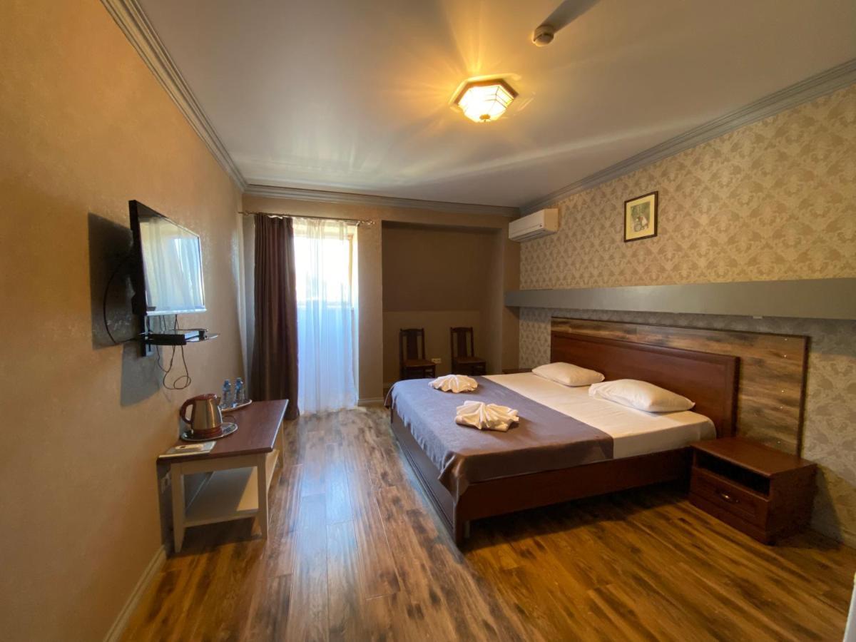 Spa Hotel Karakas Сухуми Екстериор снимка