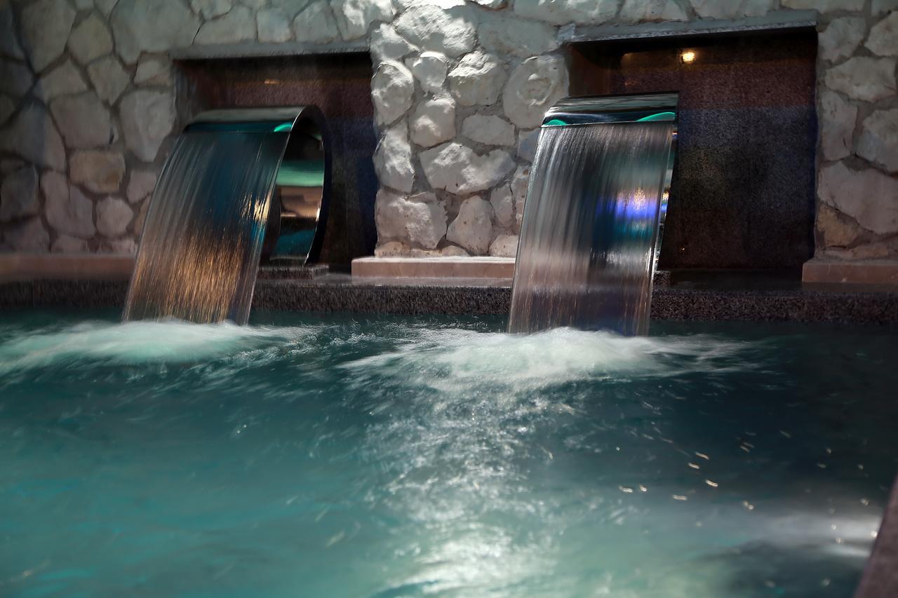 Spa Hotel Karakas Сухуми Екстериор снимка