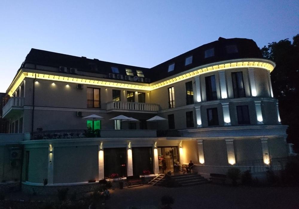 Spa Hotel Karakas Сухуми Екстериор снимка