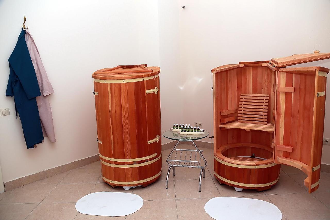 Spa Hotel Karakas Сухуми Екстериор снимка